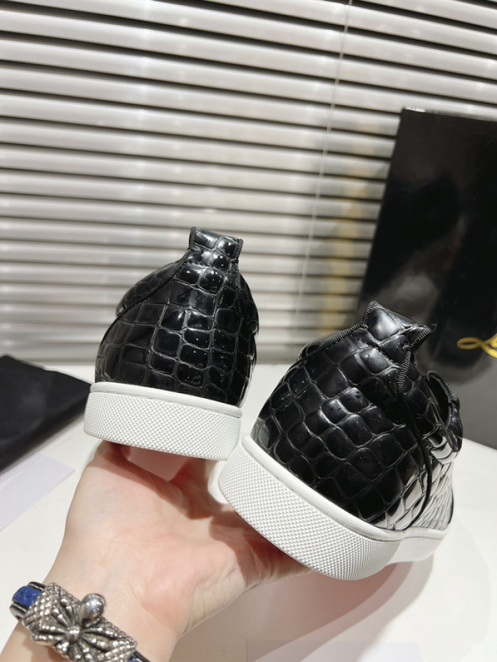 CHRISTIAN LOUBOUTIN SNEAKERS COPSHOE CL-135