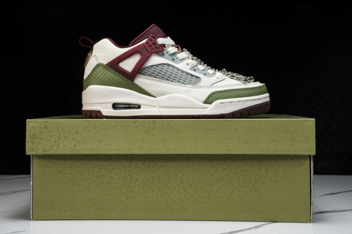 Jordan Spizike Low