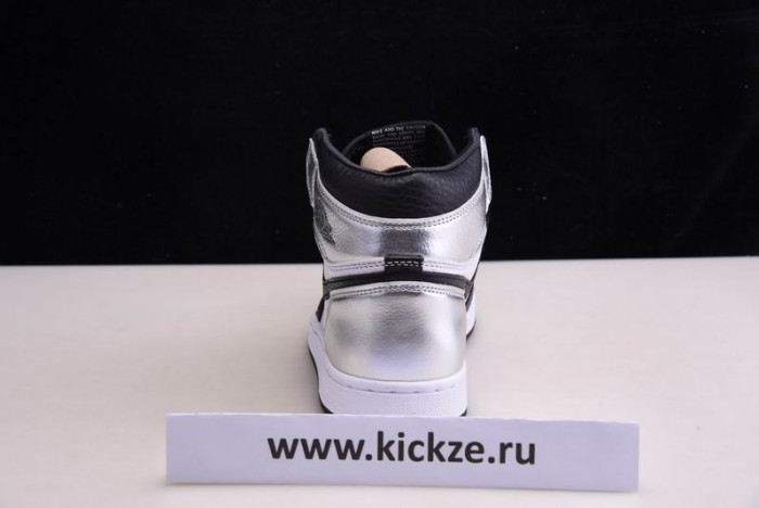 Air Jordan 1 High OG “Silver Toe” CD0461-001