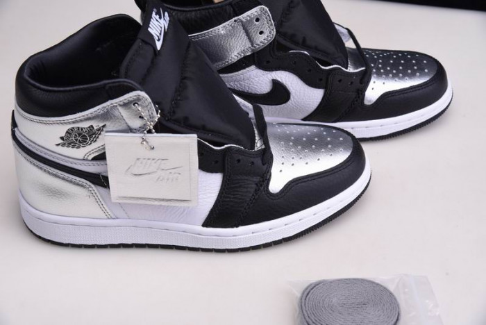 Air Jordan 1 High OG “Silver Toe” CD0461-001