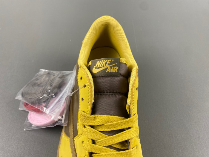 Travis Scott x Air Jordan 1 DM7866-665