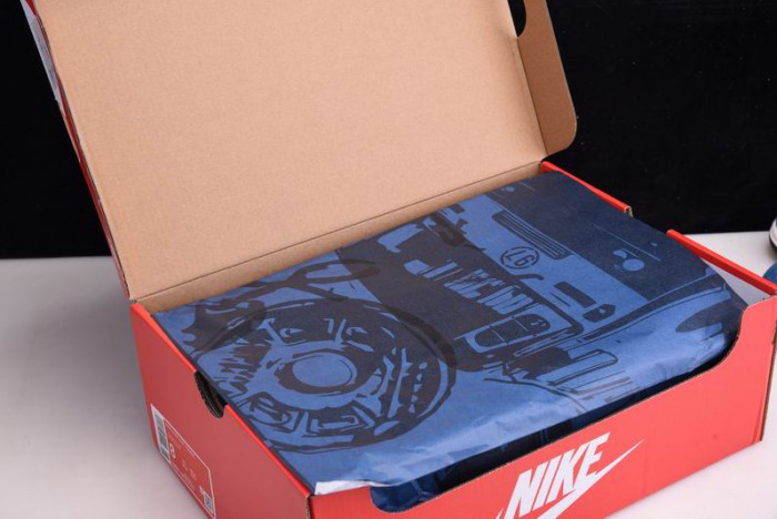 Kasina x Nike Dunk Low CZ6501-100