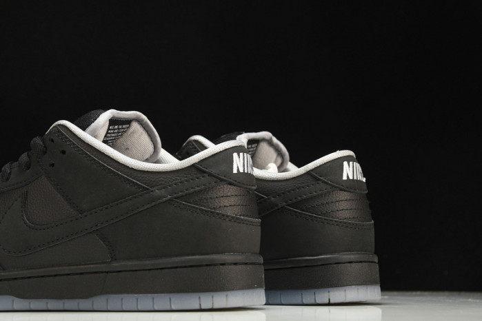 Nike SB Dunk Low Atlas 35MM Black 504750-086