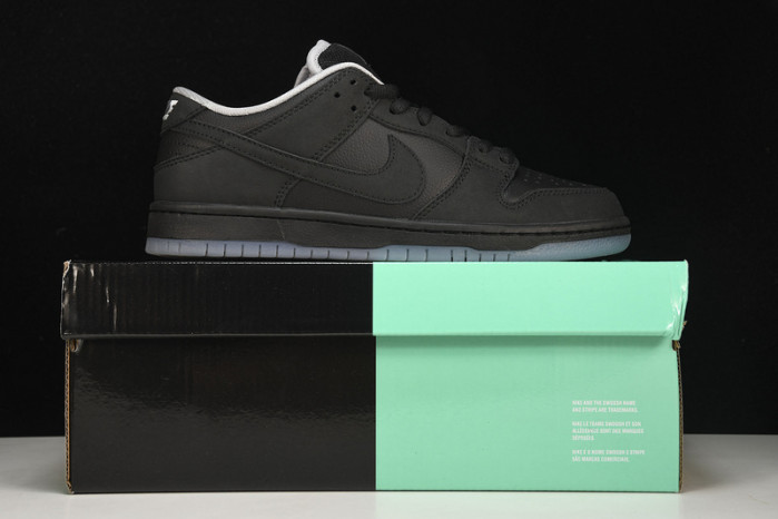 Nike SB Dunk Low Atlas 35MM Black 504750-086