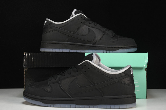Nike SB Dunk Low Atlas 35MM Black 504750-086