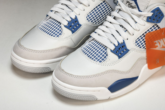 Air Jordan 4 Retro