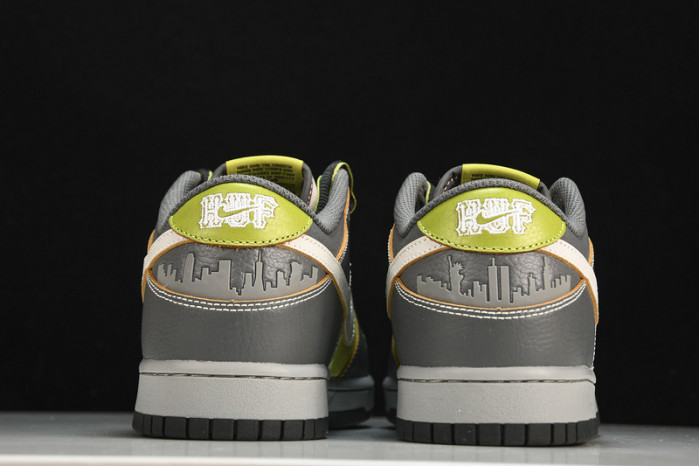 Nike SB Dunk Low HUF Wait, What!? (Friends and Family) FD8775-002