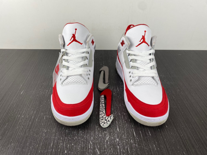 Jordan 3 Retro Tinker White University Red CJ0939-100