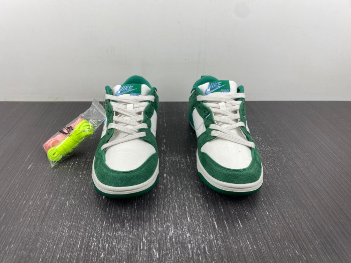 Dunk Low Disrupt 2
