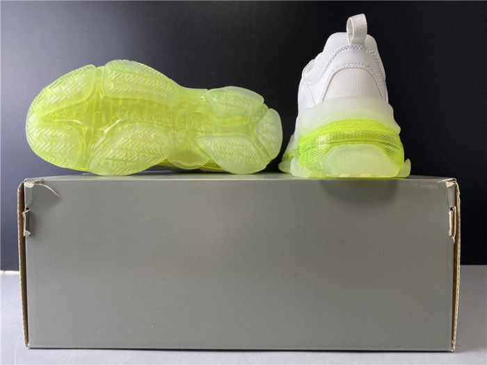 BL TRIPLE S TRAINERS CLEAR SOLE LIGHT GREEN 545325 W09O1 9844