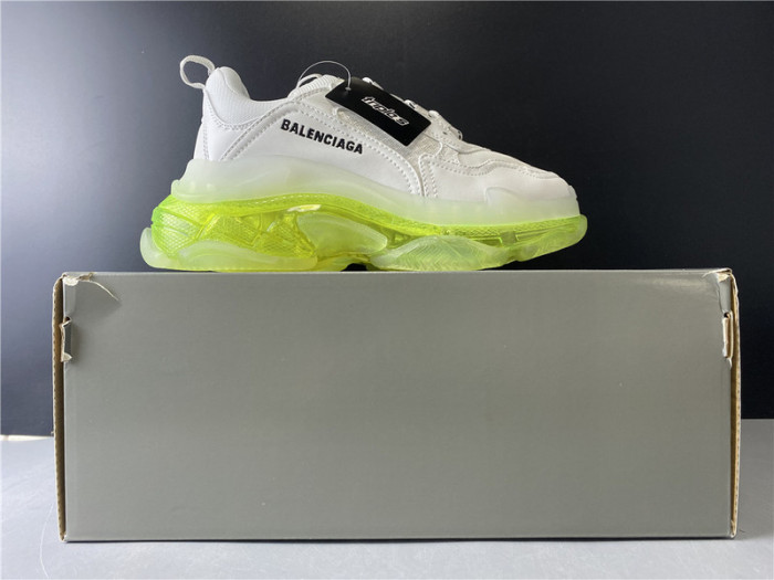 BL TRIPLE S TRAINERS CLEAR SOLE LIGHT GREEN 545325 W09O1 9844