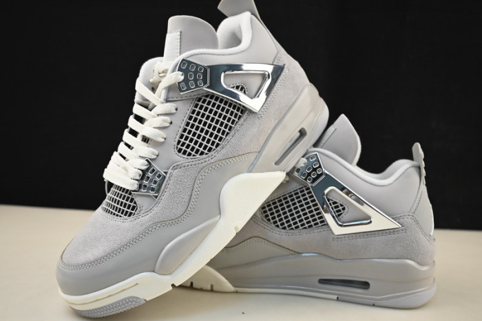 Air Jordan 4 Womens Frozen Moments AQ9129-001