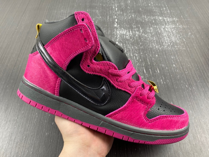 Run The Jewels x Dunk High SB