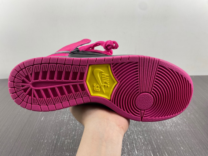 Run The Jewels x Dunk High SB
