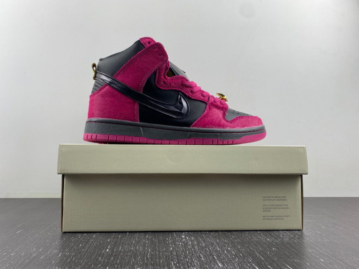 Run The Jewels x Dunk High SB