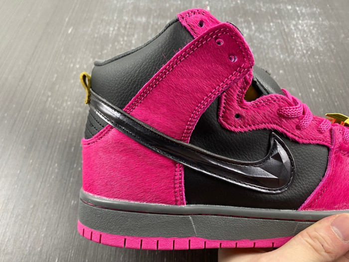 Run The Jewels x Dunk High SB