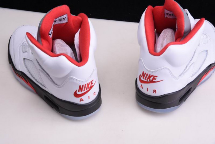 Air Jordan 5 Fire Red DA1911-102
