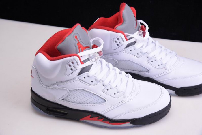 Air Jordan 5 Fire Red DA1911-102