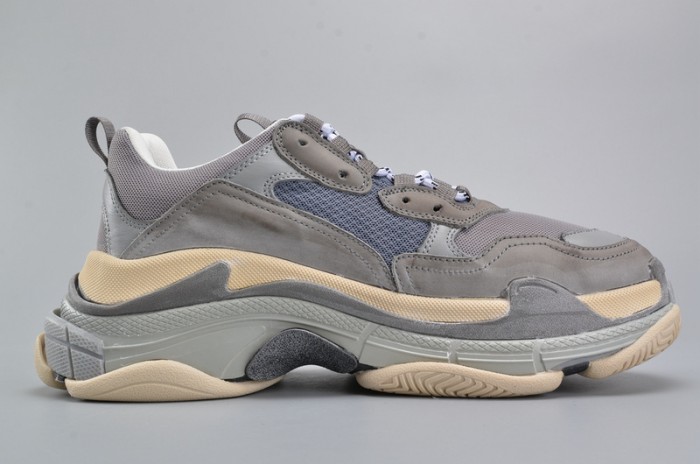 BL 17FW TRIPLE S WASHED SHOF SNEA GREY MENS AED2900