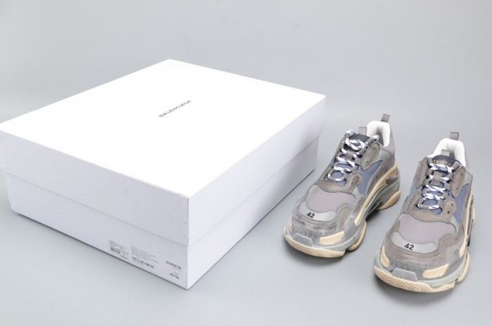 BL 17FW TRIPLE S WASHED SHOF SNEA GREY MENS AED2900